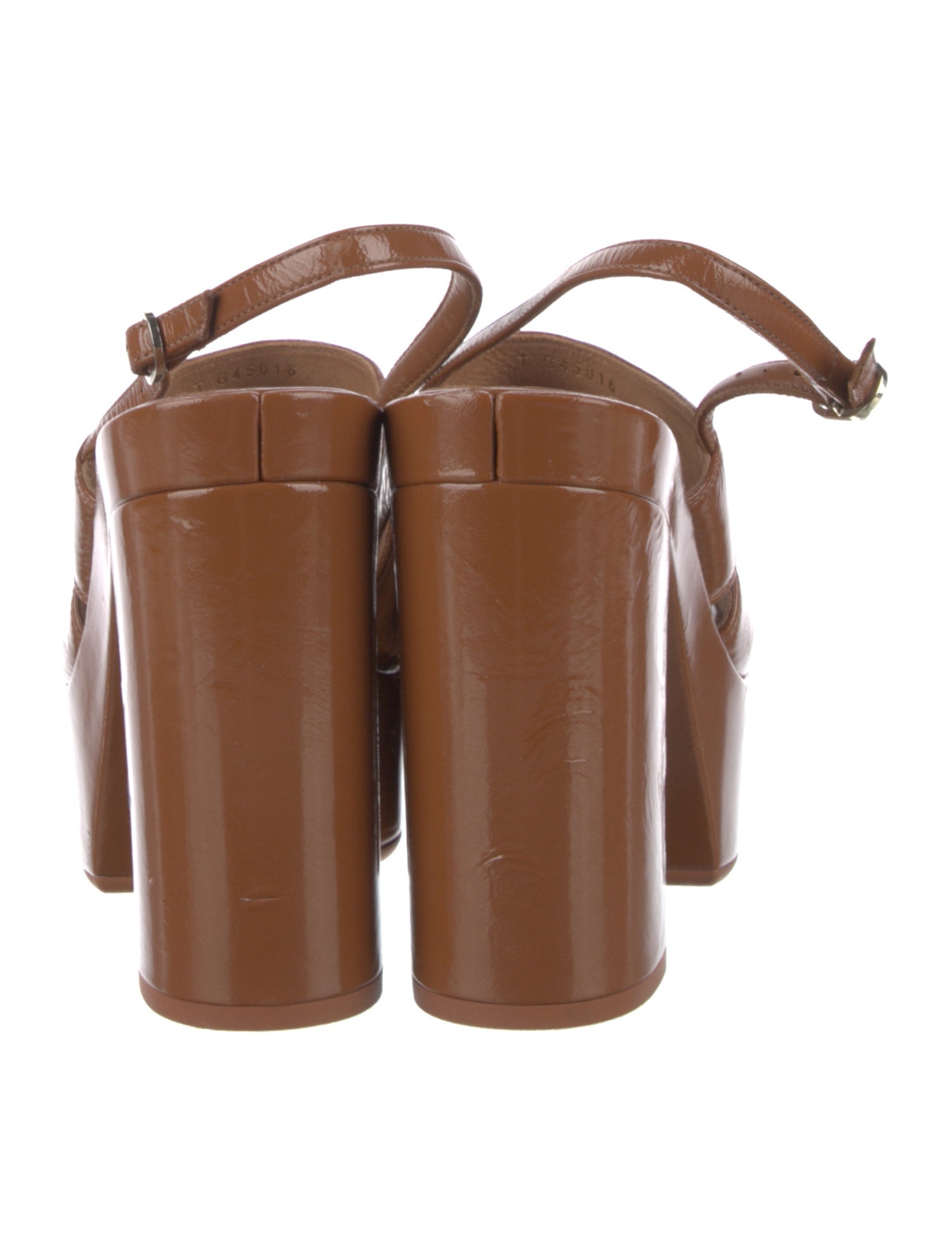 Chanel 2023 Interlocking CC Logo Slingback Sandals